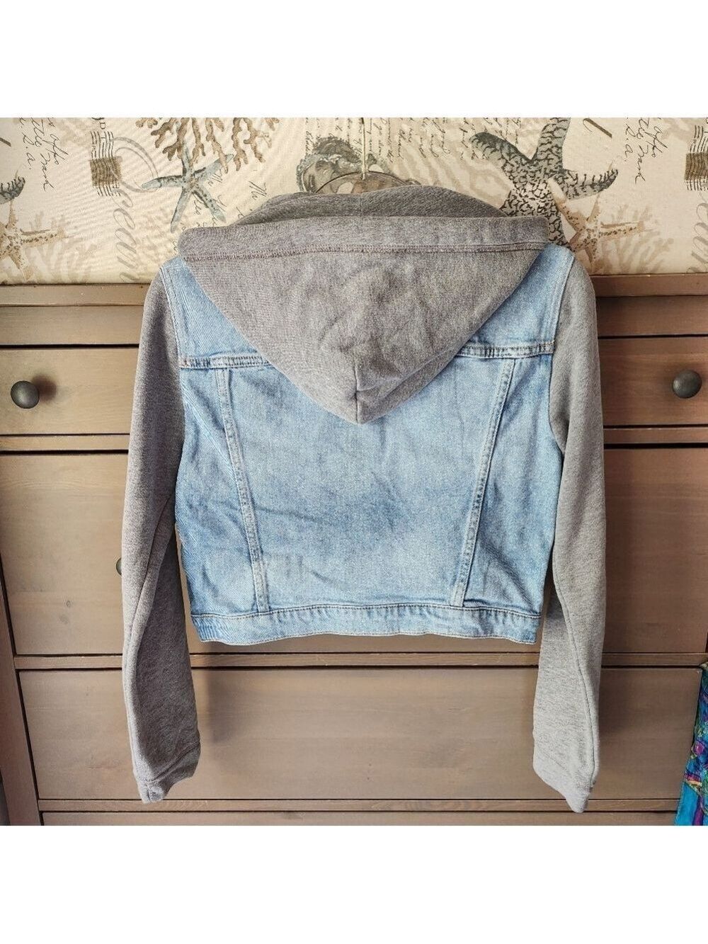 Hollister Women's Light Wash Cropped Denim Jacket With Hoodie - Picture 3 of 5